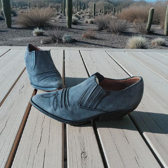 Vintage GUESS Western Boots - Picture 8 of 9